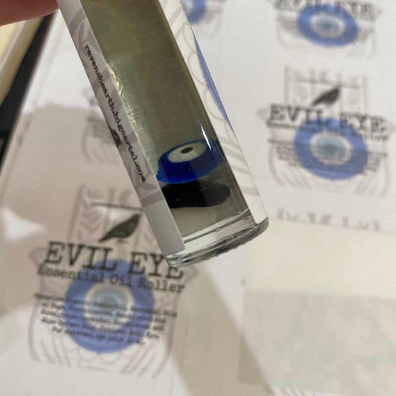 Evil Eye Perfume Roller
Protection | Hand-poured
10 ml