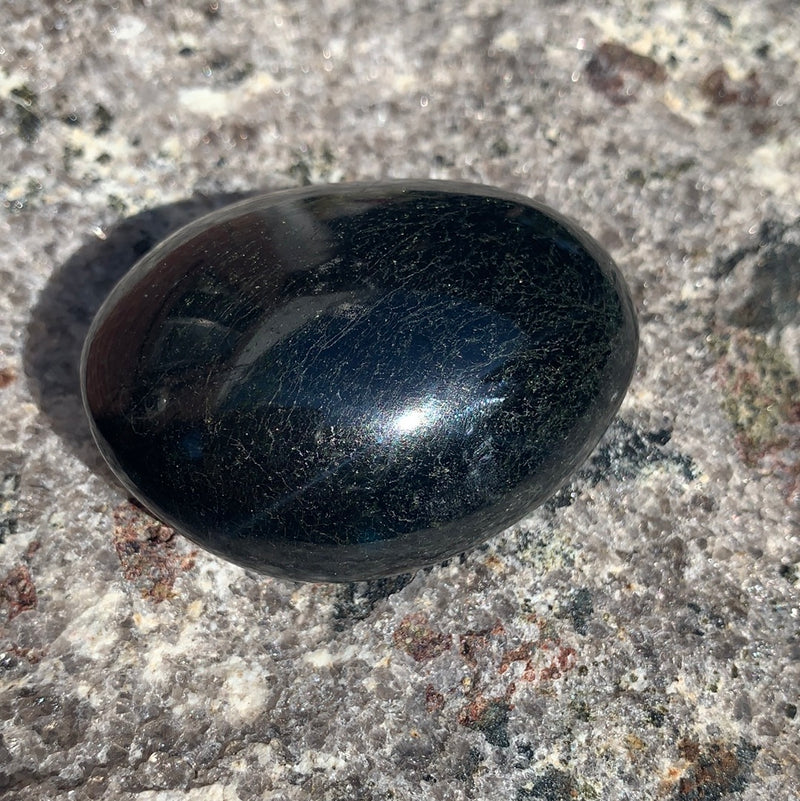 Black Tourmaline Palmstone