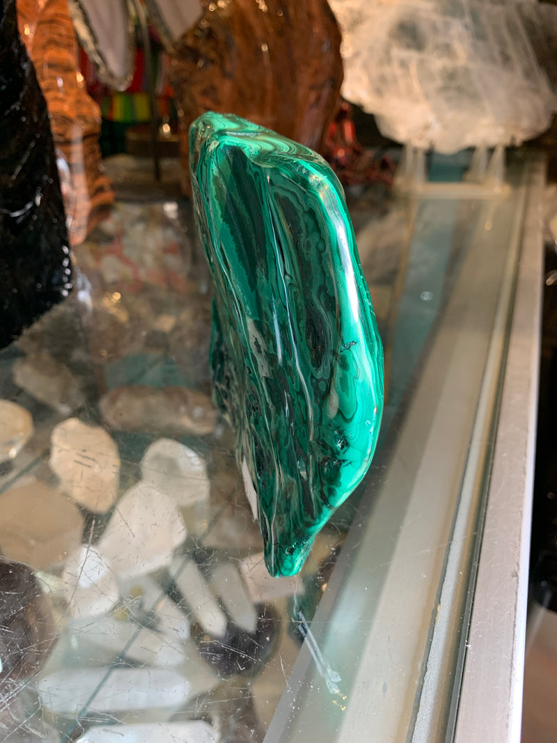 Malachite standing piece