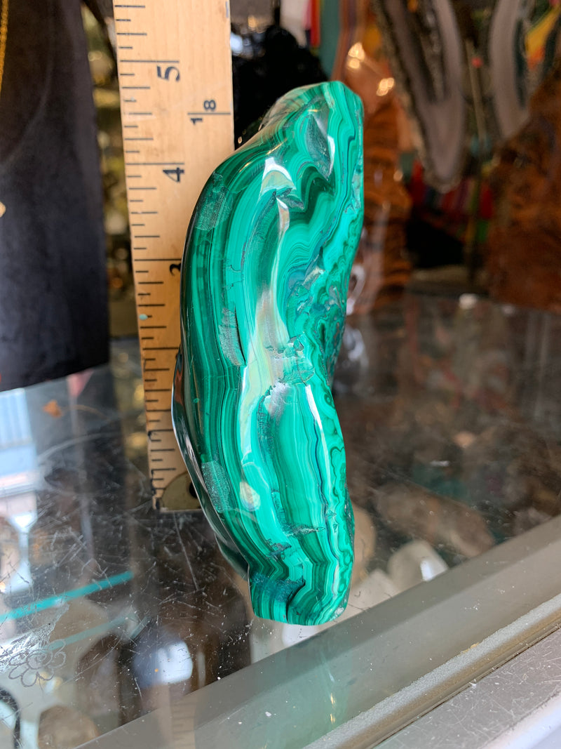 Malachite standing piece