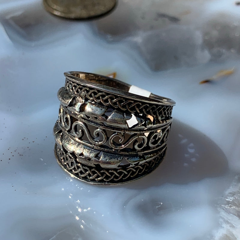 Silver Decorative Ring sz 6.5